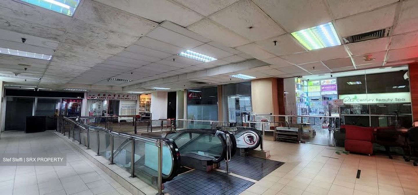 Beauty World Plaza (D21), Shop House #618742371